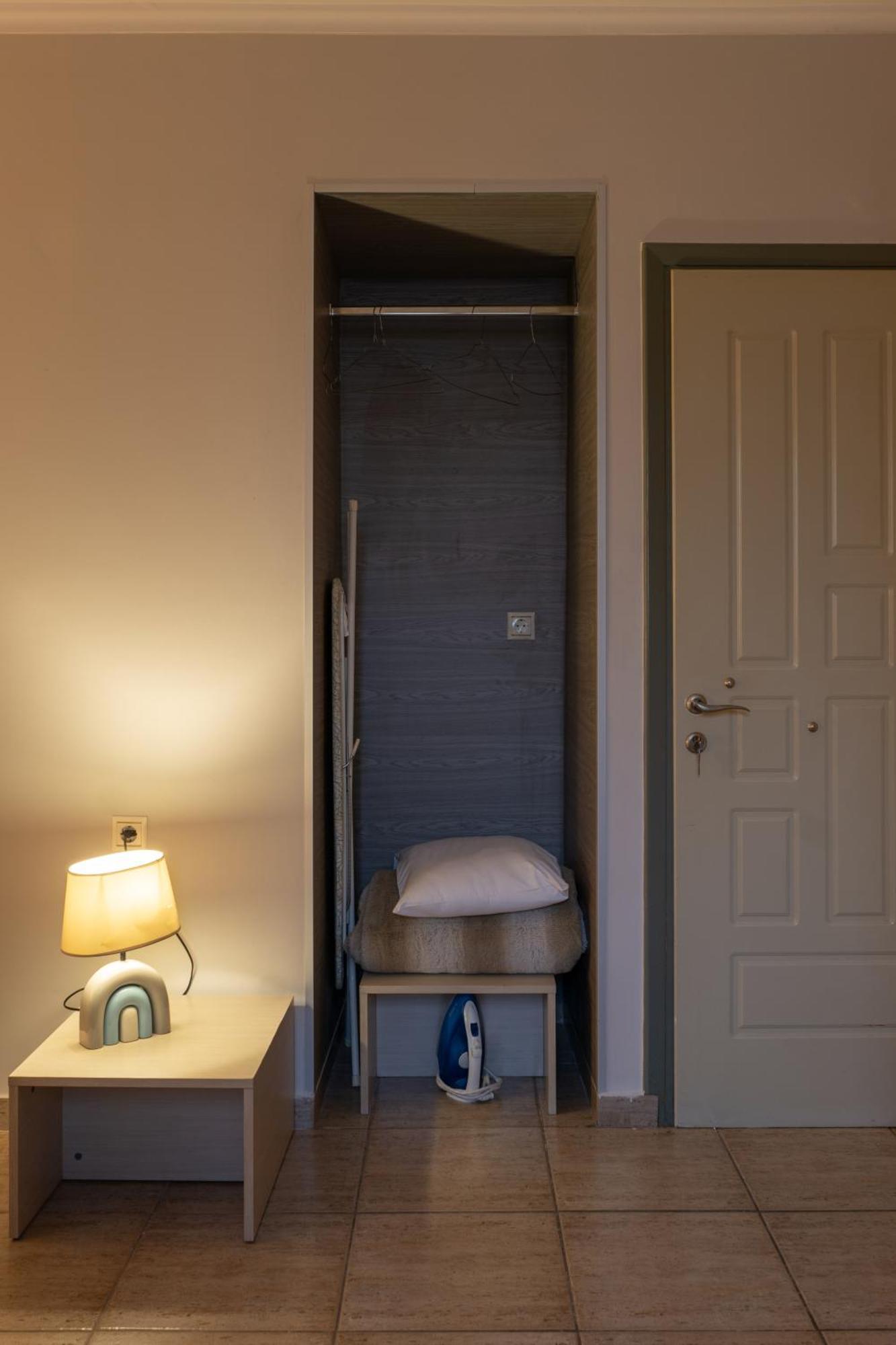 CENTRAL Studio - Fully equiped. Ideal for couples Patras Exterior foto