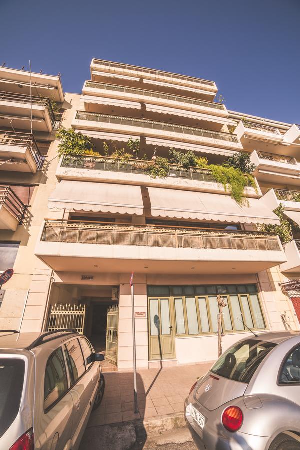 CENTRAL Studio - Fully equiped. Ideal for couples Patras Exterior foto